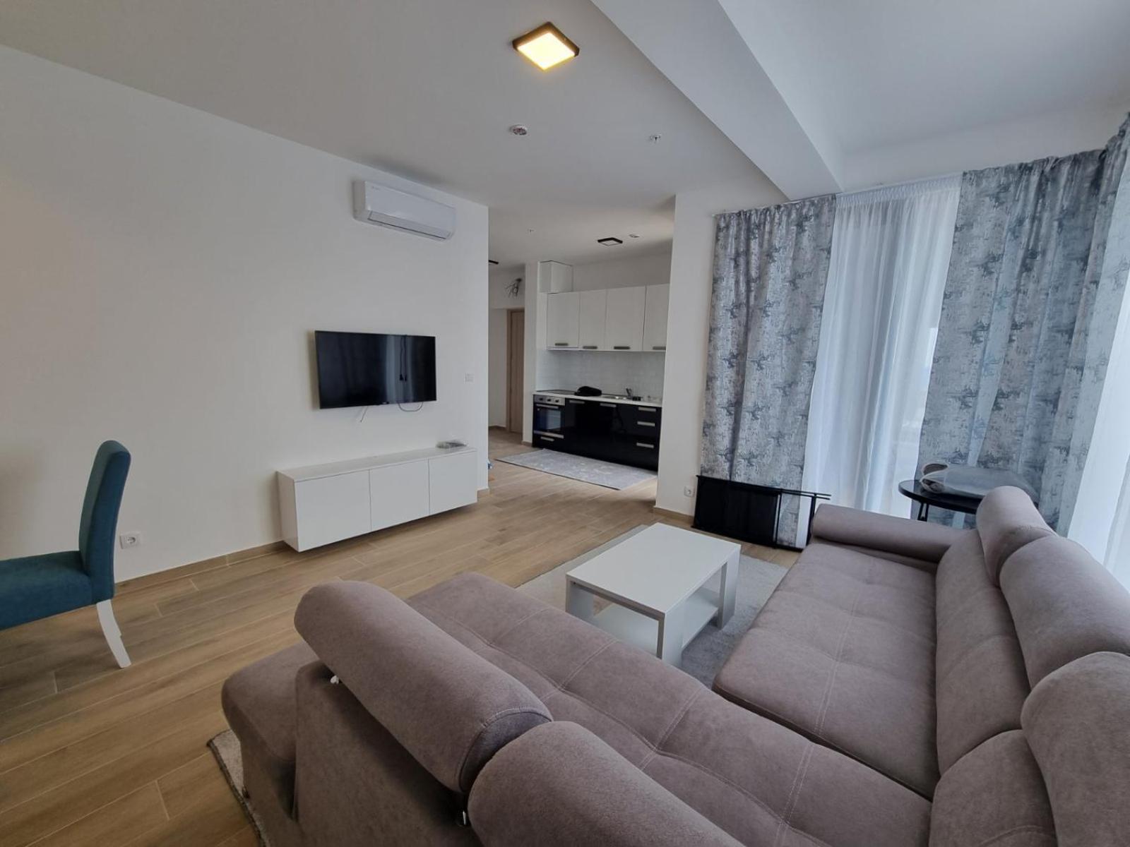 Prestige Central Apartments - Rafailovici Budva Exterior photo